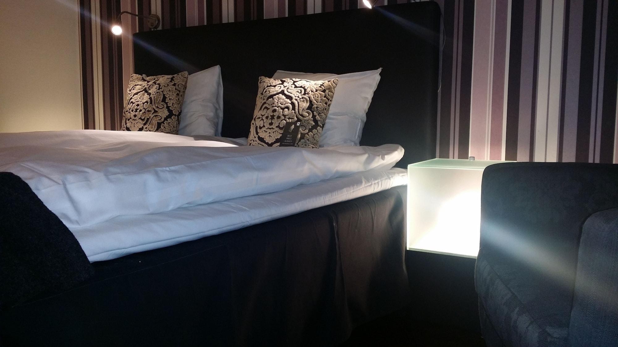 First Hotel Witt Kalmar Ngoại thất bức ảnh